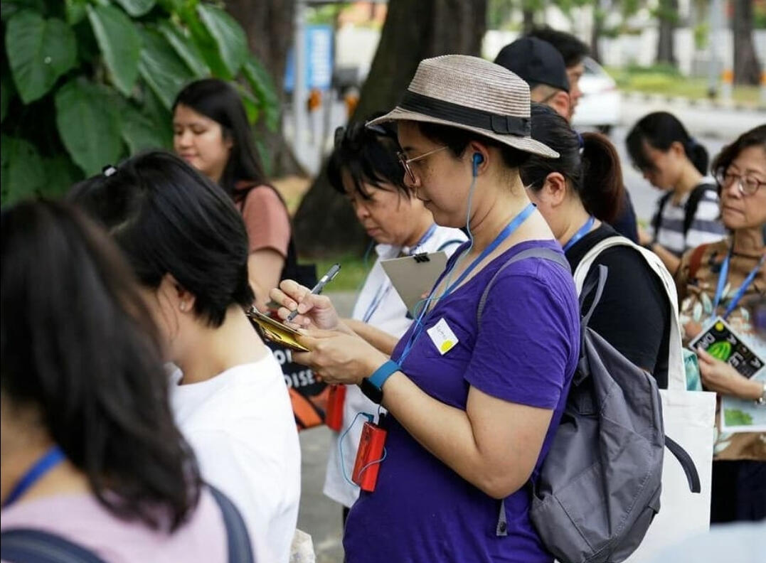 Community artist-art therapist for 'Of Gardens and Dreams, Taman Jurong', as part of Singapore Art Week (2020). Credits: Azmi